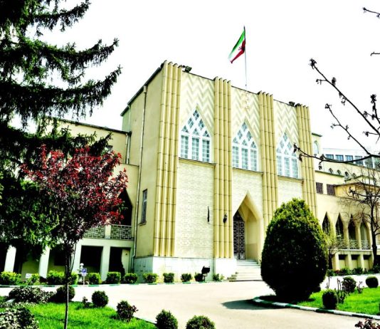 Seljuk Elegance From Iran