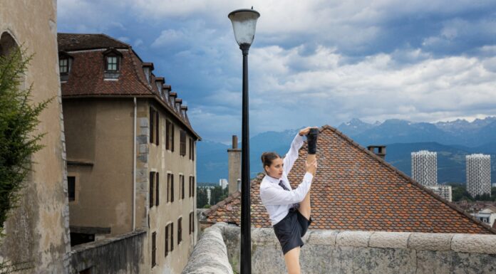 GLOBAL VOICES IN SOLO MOTION